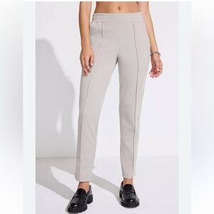 Mondetta Pintucks Straight Leg Pants